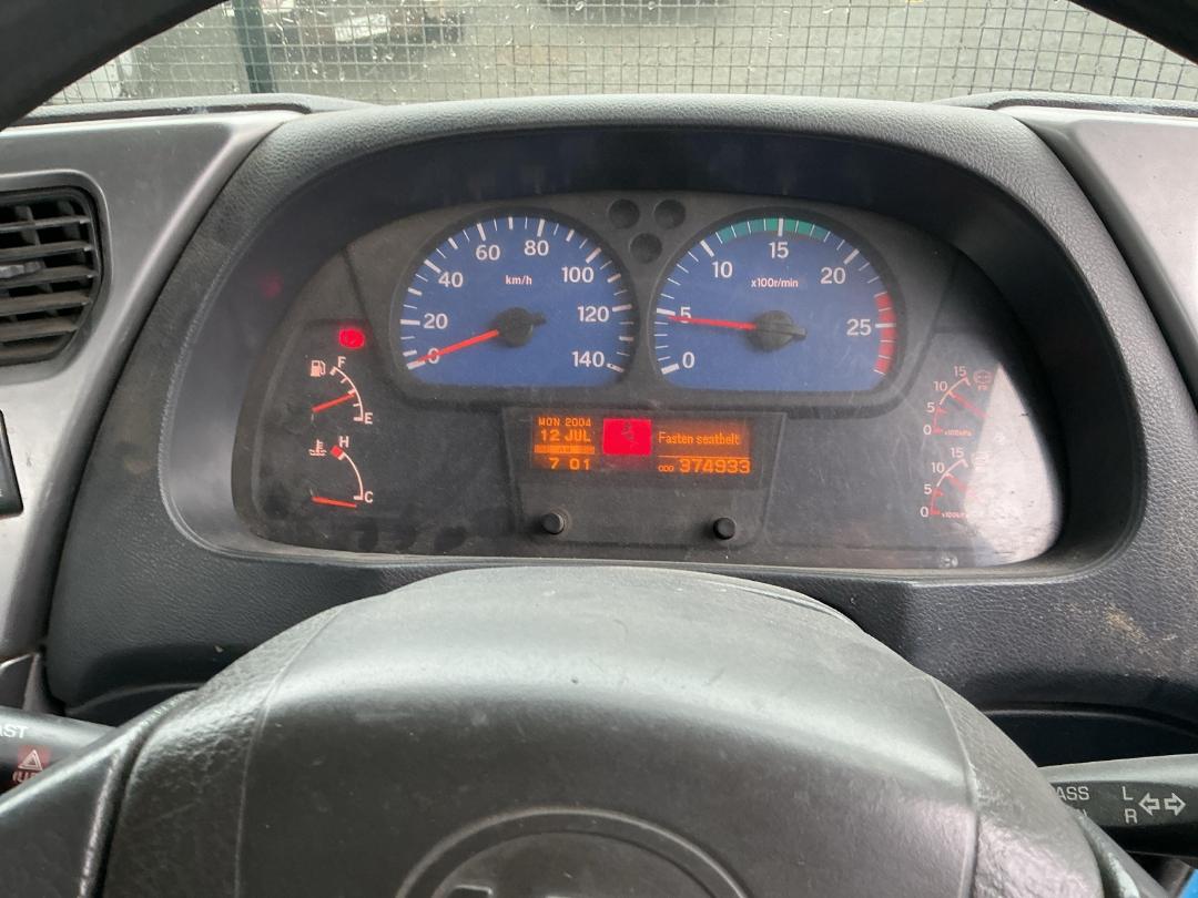 Photo '12' of UD Trucks GW400 Tractor Unit