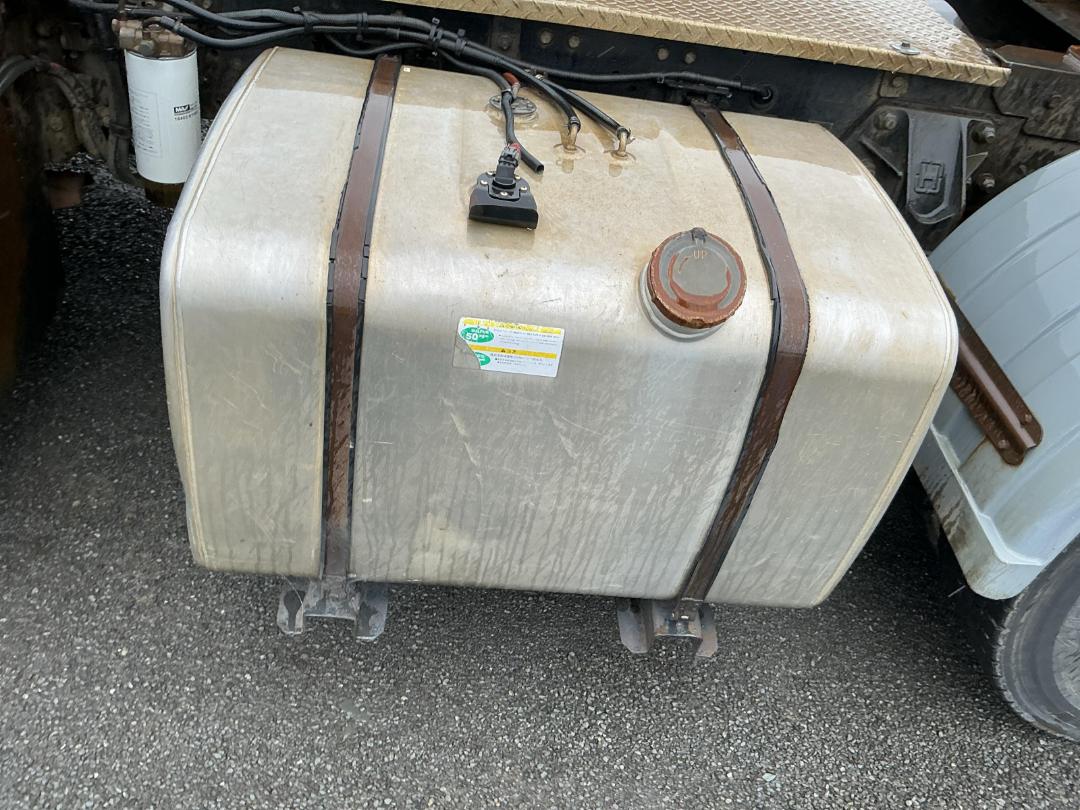 Photo '23' of UD Trucks GW400 Tractor Unit