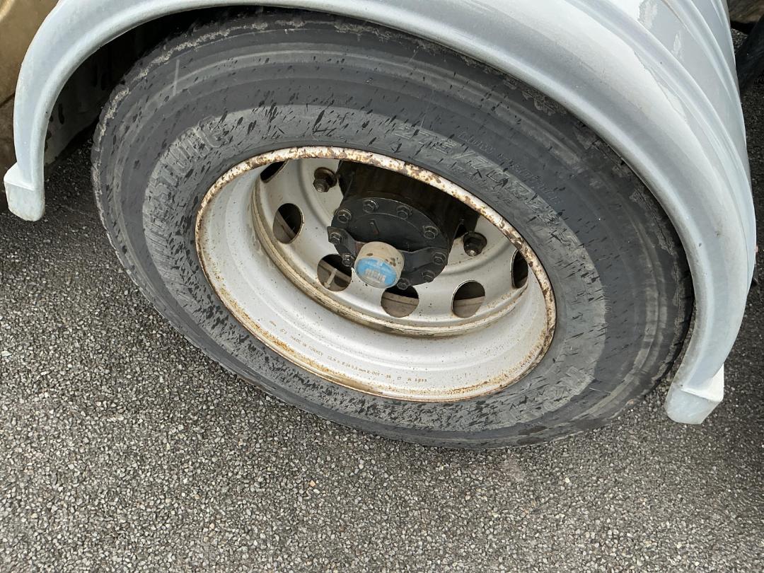 Photo '31' of UD Trucks GW400 Tractor Unit