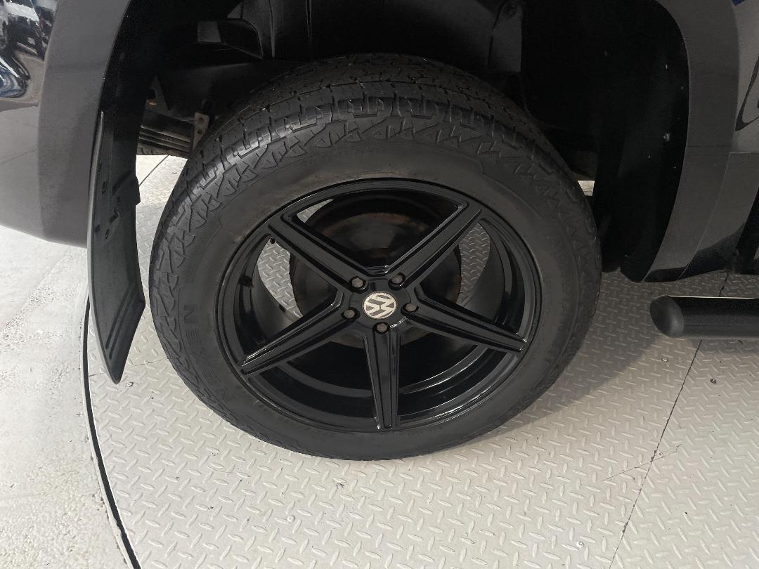 Photo '12' of Volkswagen Amarok