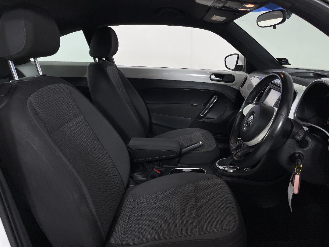 Photo '16' of Volkswagen Beetle