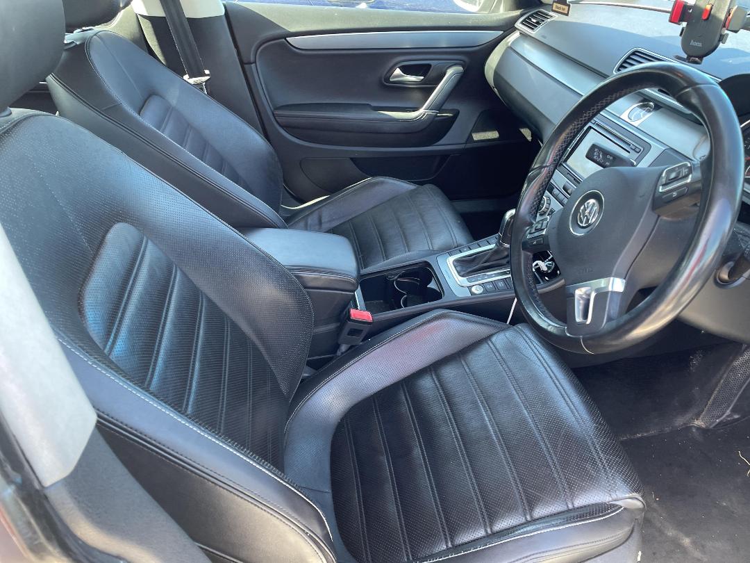 Photo '14' of Volkswagen CC V6 4M Photo '14' of Volkswagen CC V6 4M