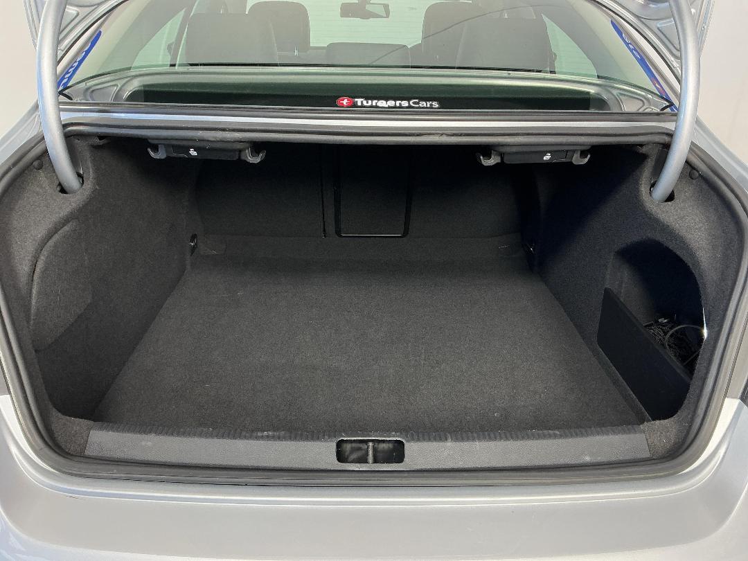 Photo '14' of Volkswagen CC Photo '14' of Volkswagen CC