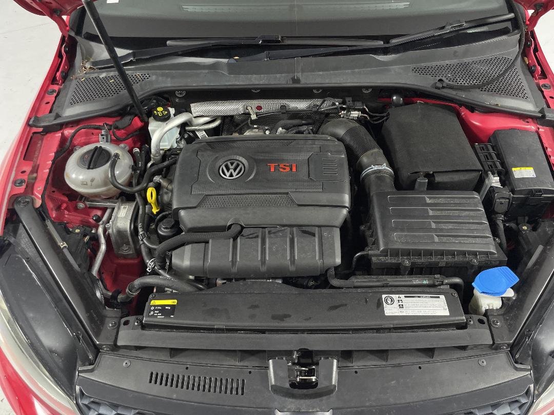 Photo '13' of Volkswagen Golf Photo '13' of Volkswagen Golf