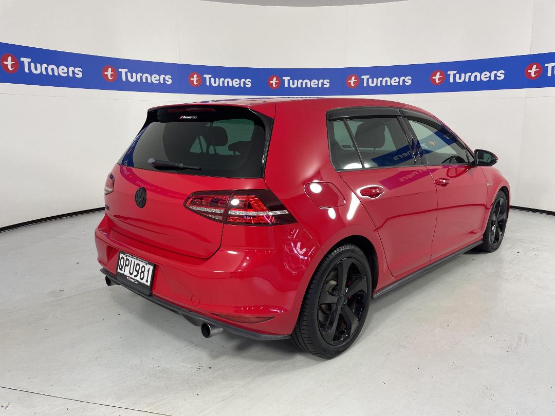 Photo '7' of Volkswagen Golf Photo '7' of Volkswagen Golf