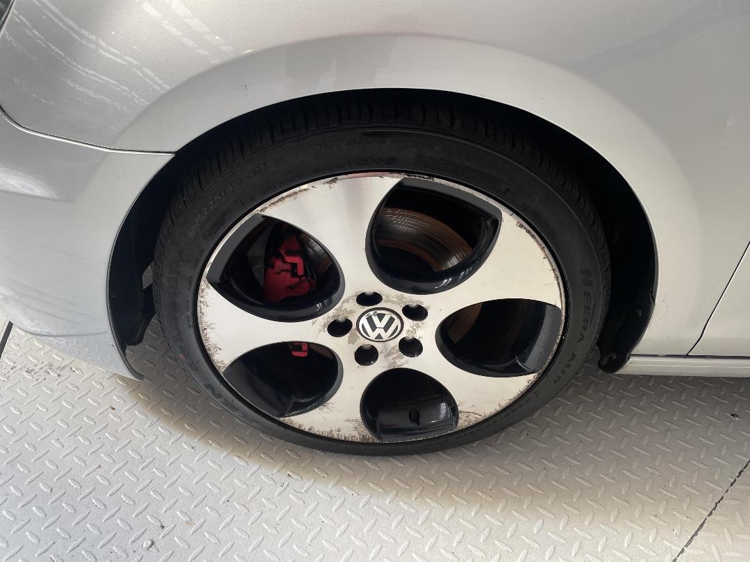 Photo '10' of Volkswagen Golf