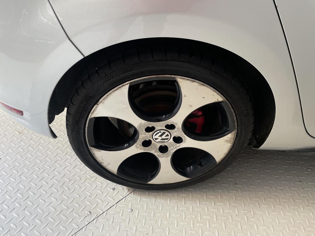 Photo '12' of Volkswagen Golf