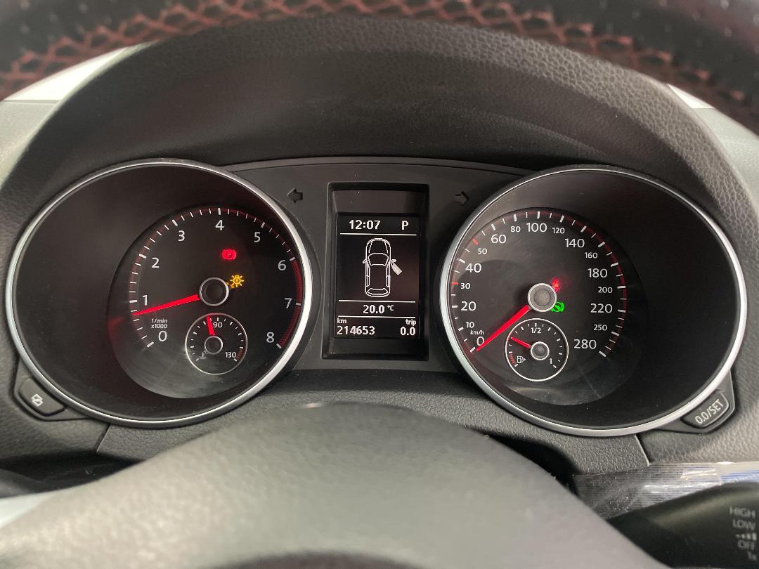 Photo '21' of Volkswagen Golf