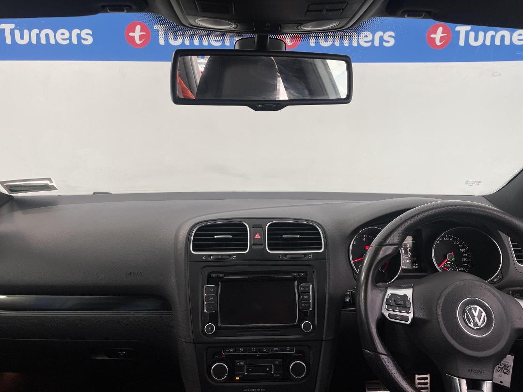 Photo '17' of Volkswagen Golf