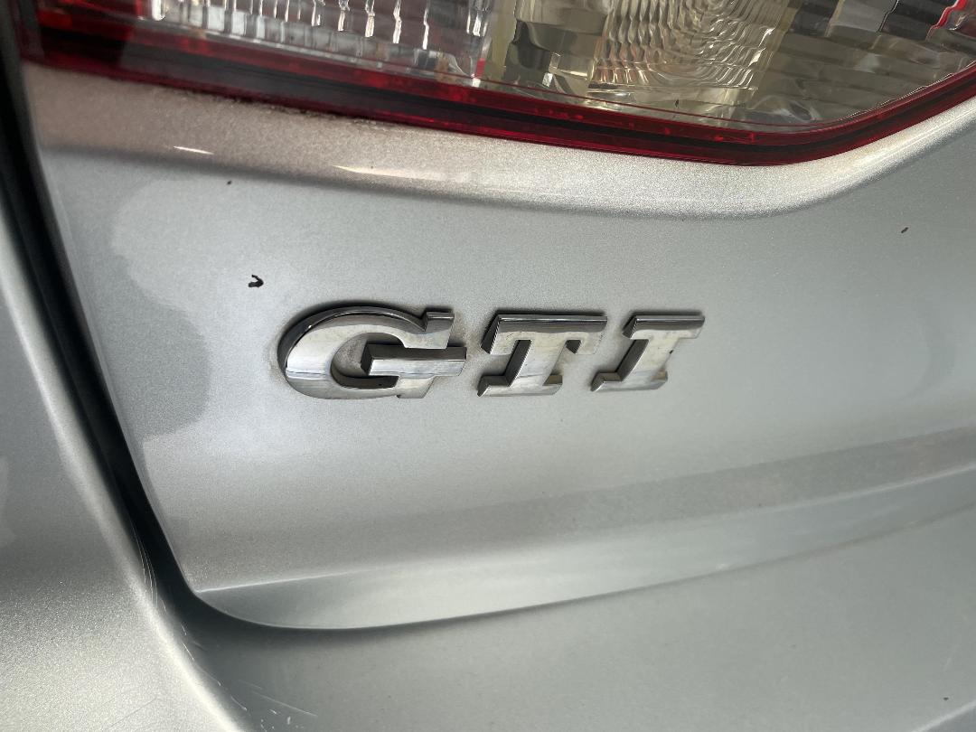 Photo '36' of Volkswagen Golf