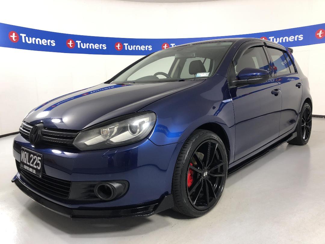 Photo '4' of Volkswagen Golf