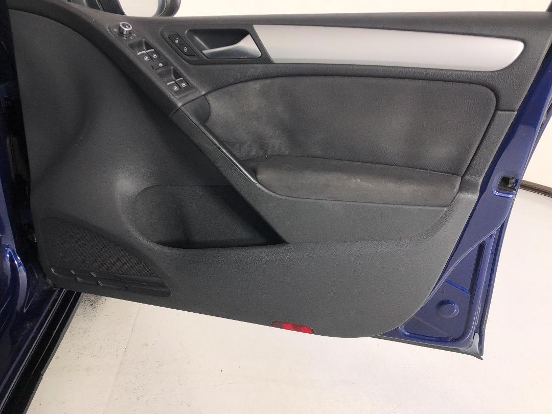 Photo '15' of Volkswagen Golf