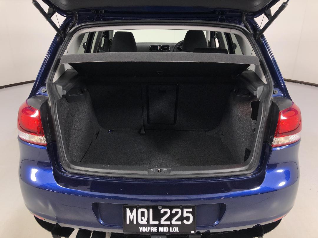 Photo '14' of Volkswagen Golf