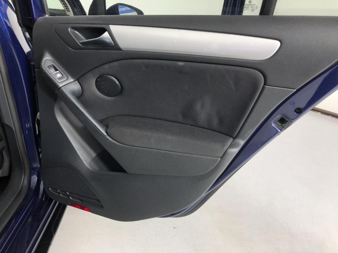 Photo '19' of Volkswagen Golf