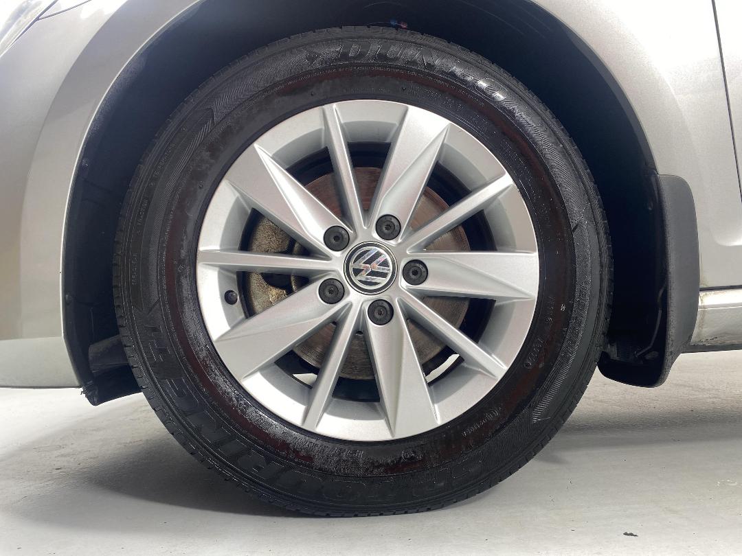 Photo '10' of Volkswagen Golf Photo '10' of Volkswagen Golf