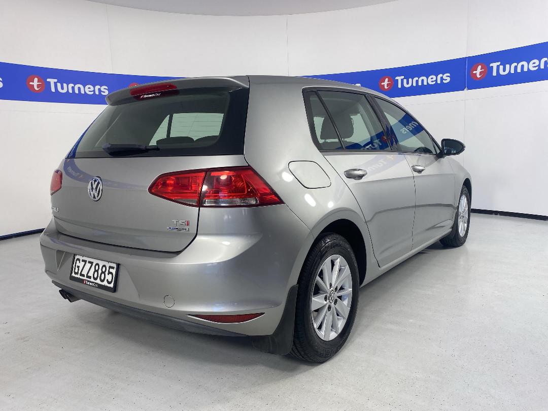 Photo '7' of Volkswagen Golf Photo '7' of Volkswagen Golf