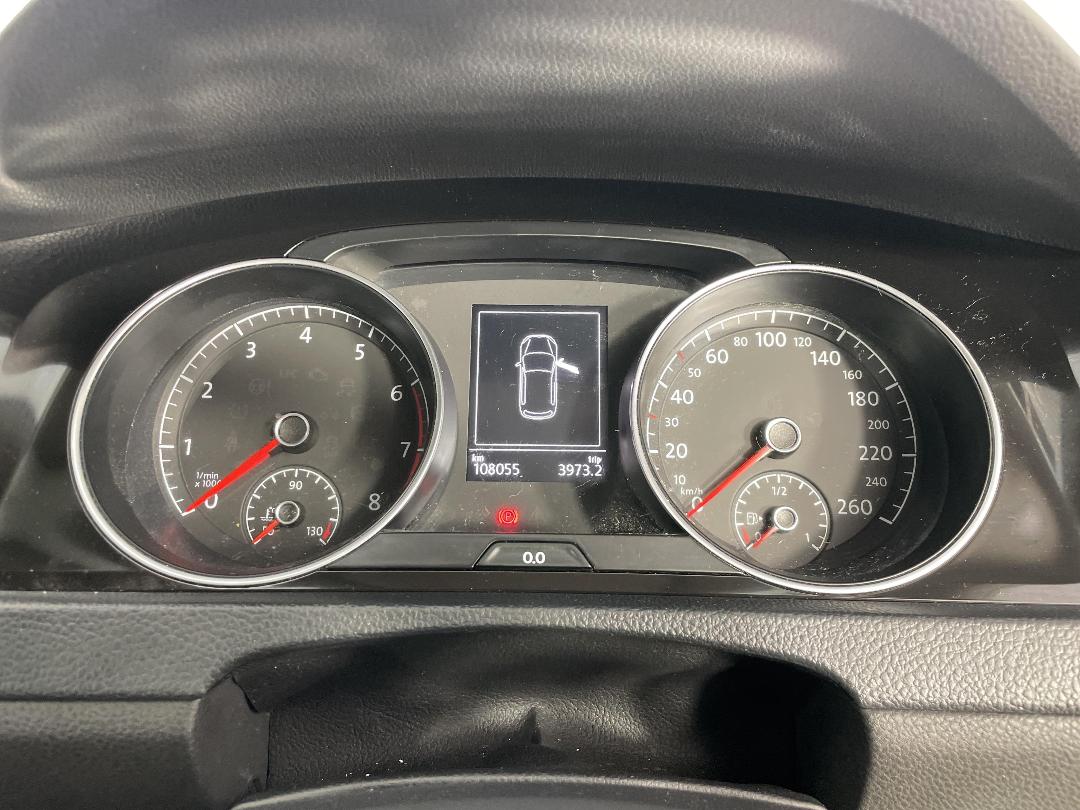 Photo '21' of Volkswagen Golf