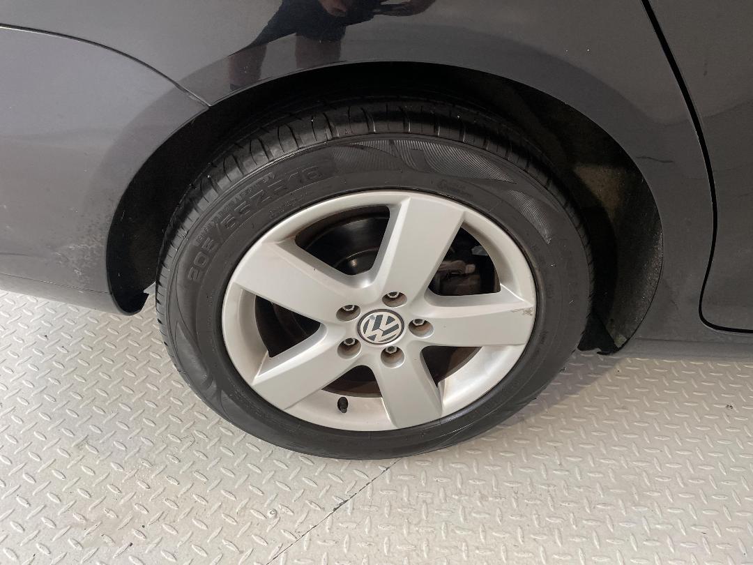 Photo '12' of Volkswagen Golf