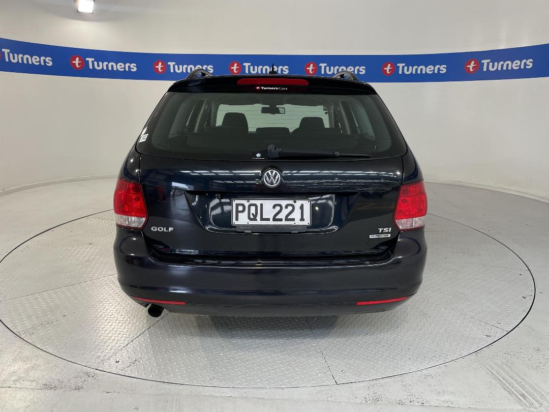 Photo '6' of Volkswagen Golf