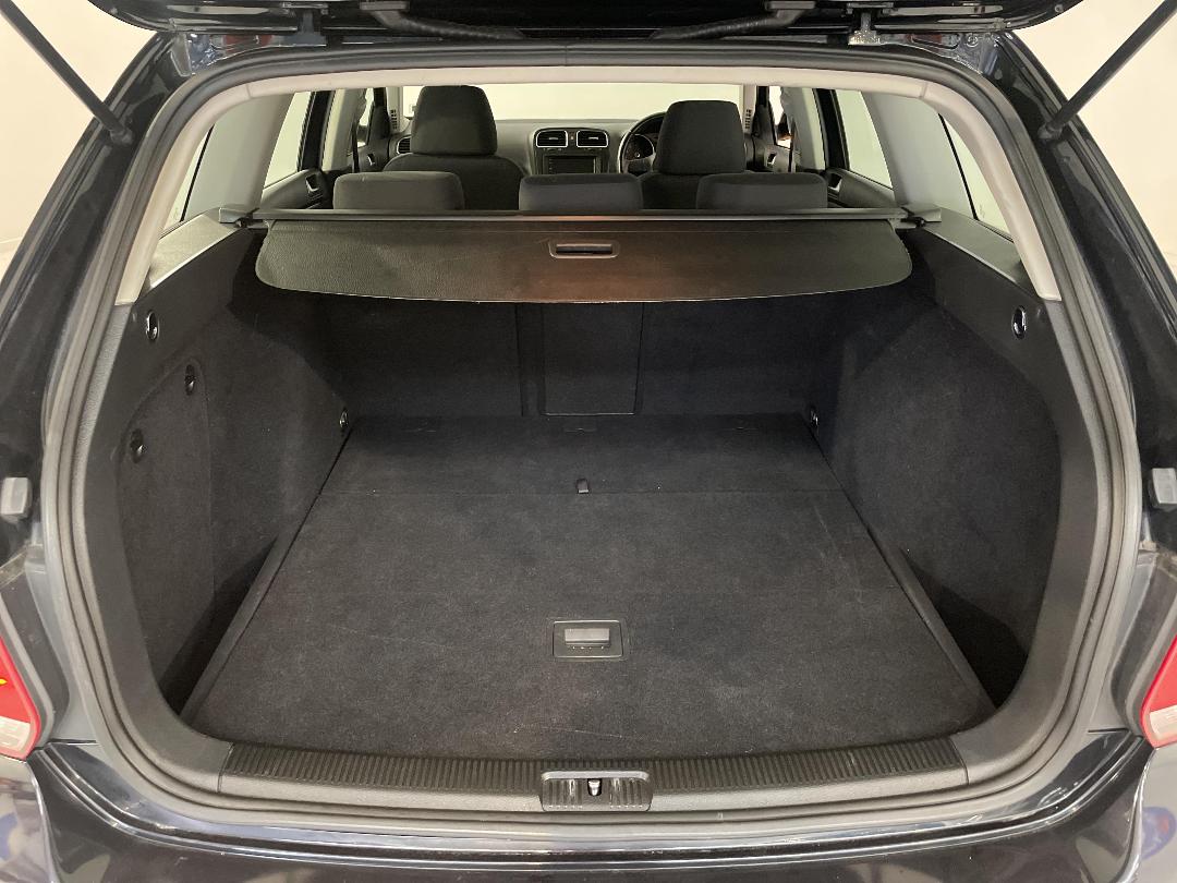 Photo '14' of Volkswagen Golf