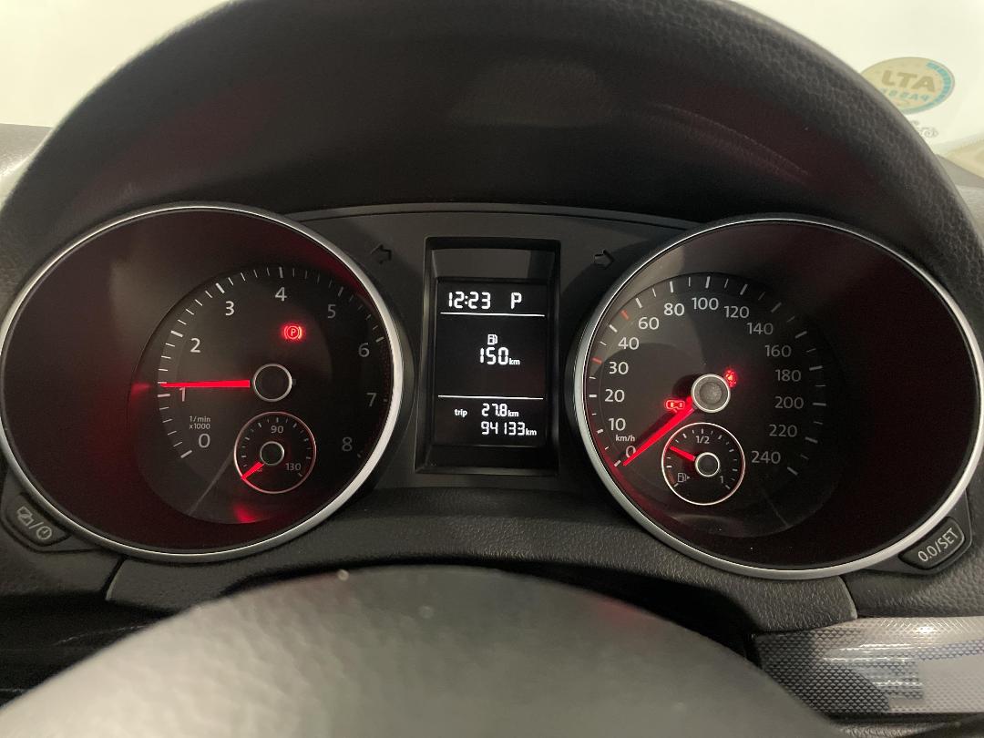 Photo '21' of Volkswagen Golf