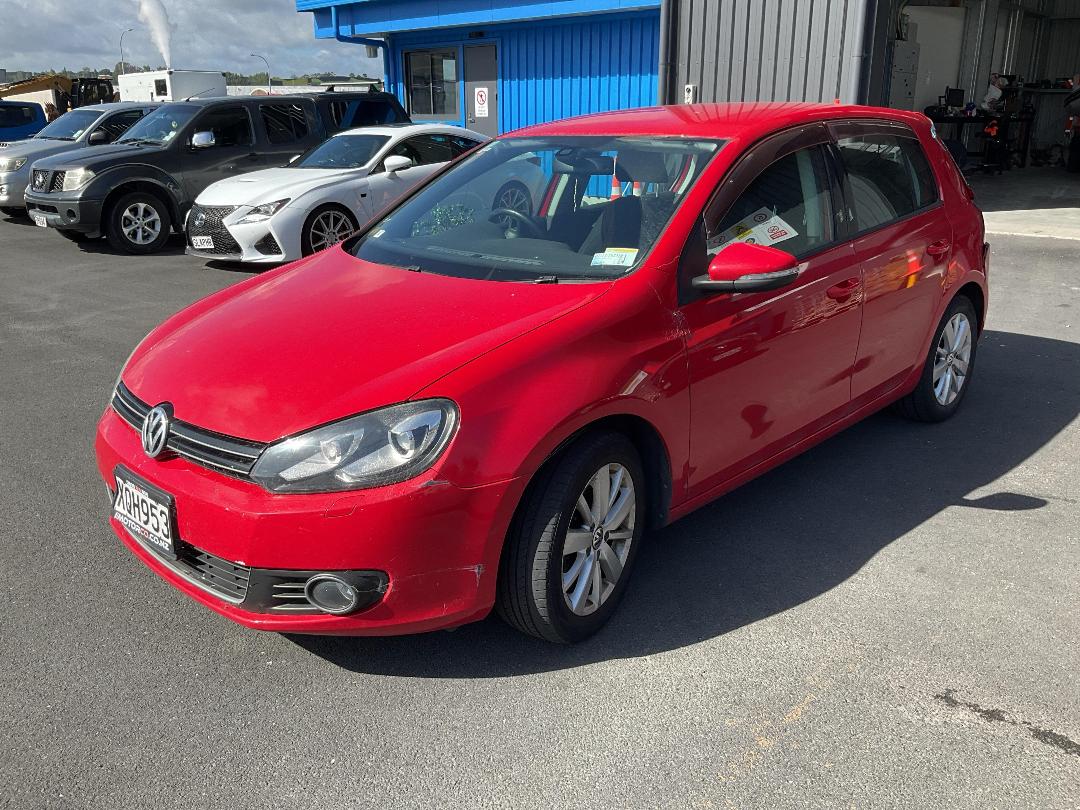 Photo '2' of Volkswagen Golf Photo '2' of Volkswagen Golf