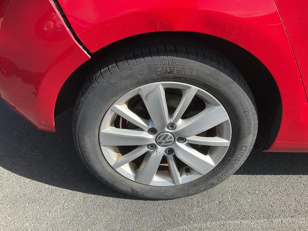 Photo '9' of Volkswagen Golf Photo '9' of Volkswagen Golf