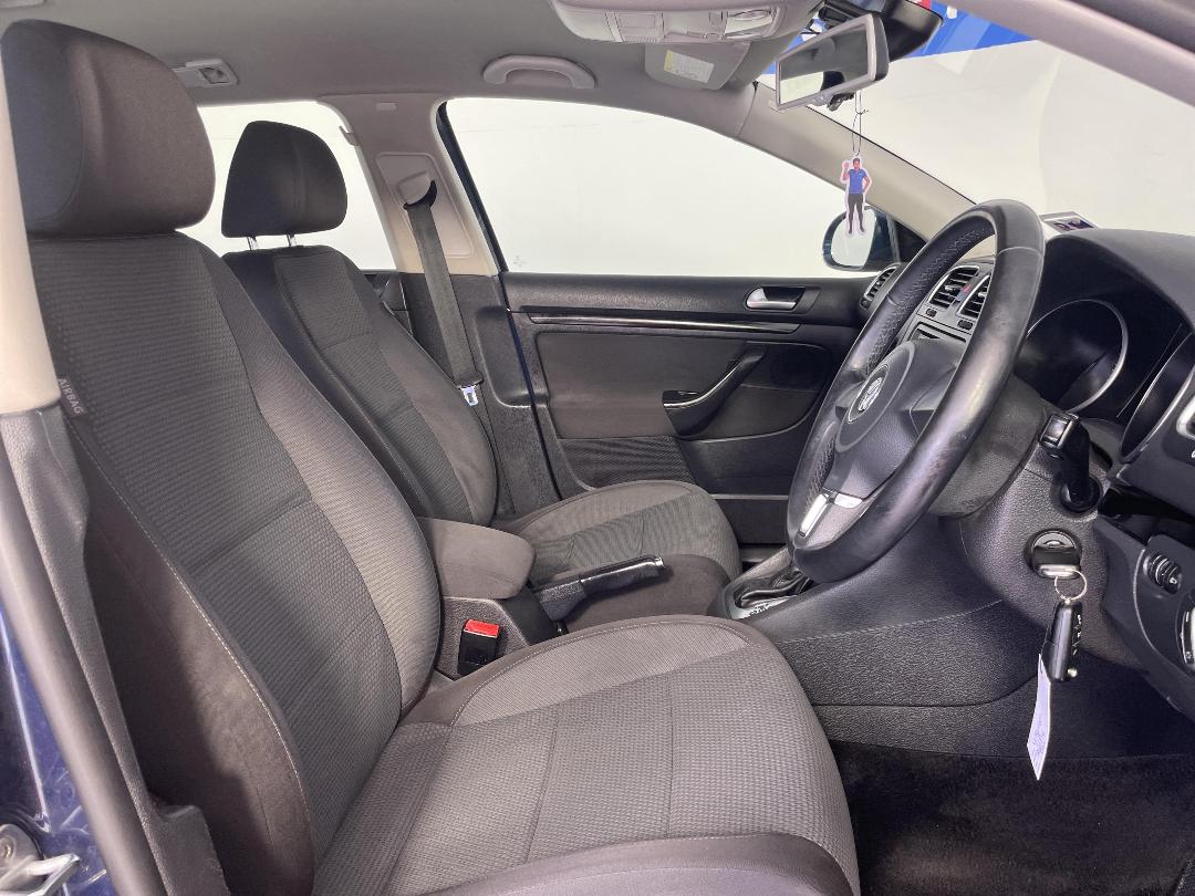 Photo '16' of Volkswagen Golf Photo '16' of Volkswagen Golf