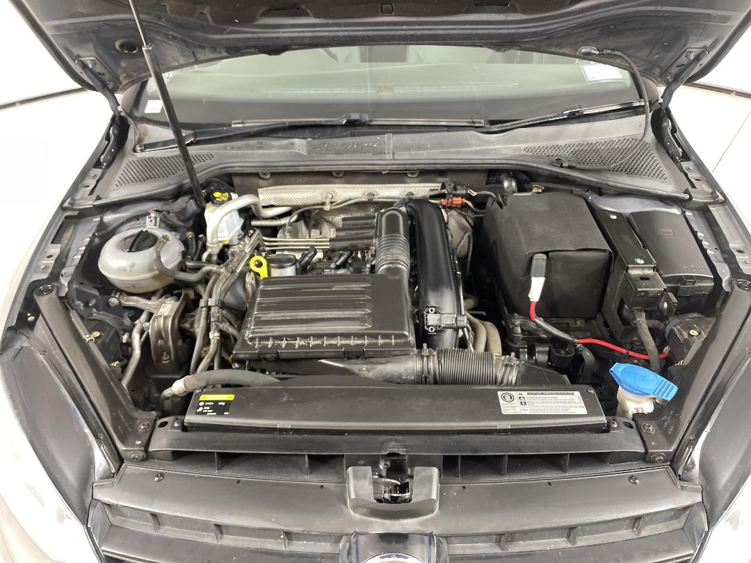 Photo '13' of Volkswagen Golf Photo '13' of Volkswagen Golf