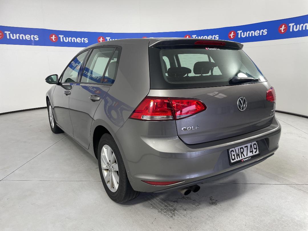 Photo '5' of Volkswagen Golf Photo '5' of Volkswagen Golf