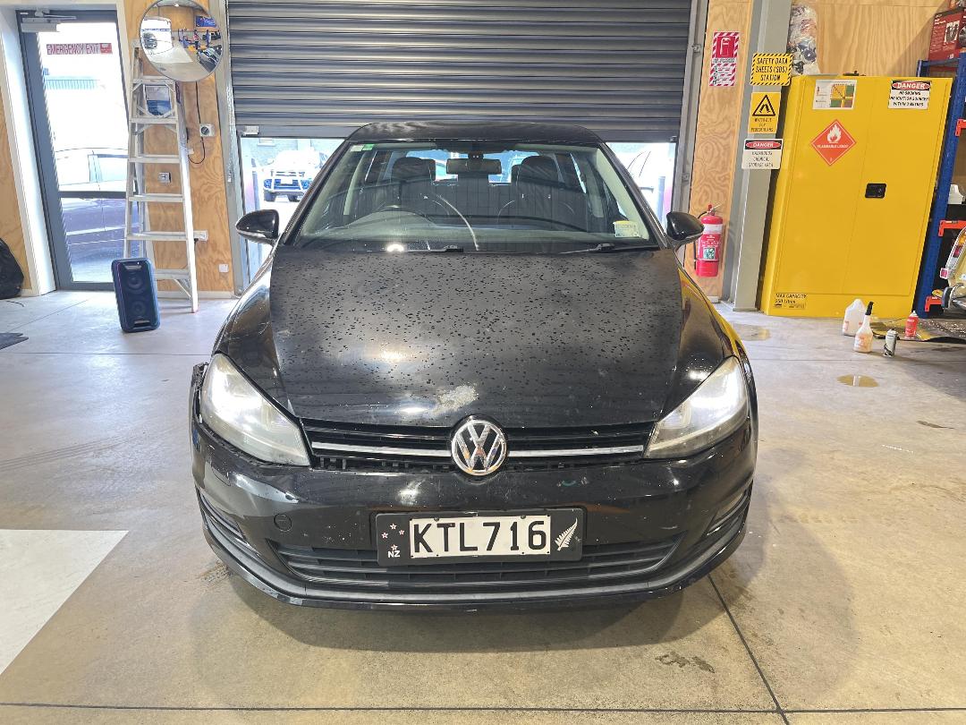 Photo '2' of Volkswagen Golf