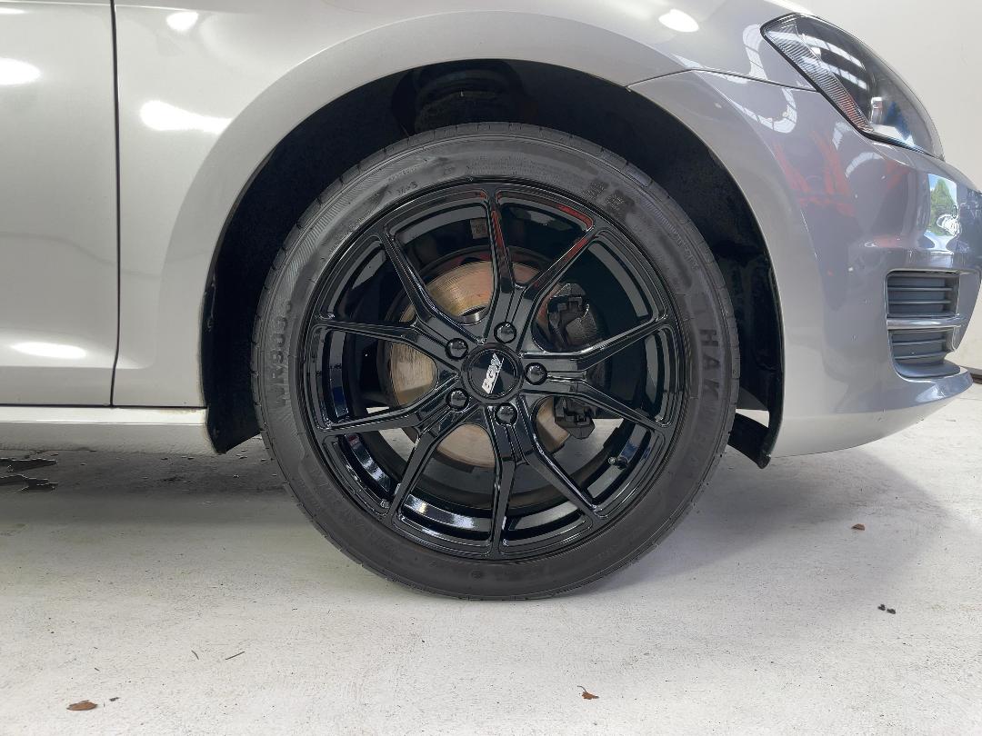 Photo '9' of Volkswagen Golf