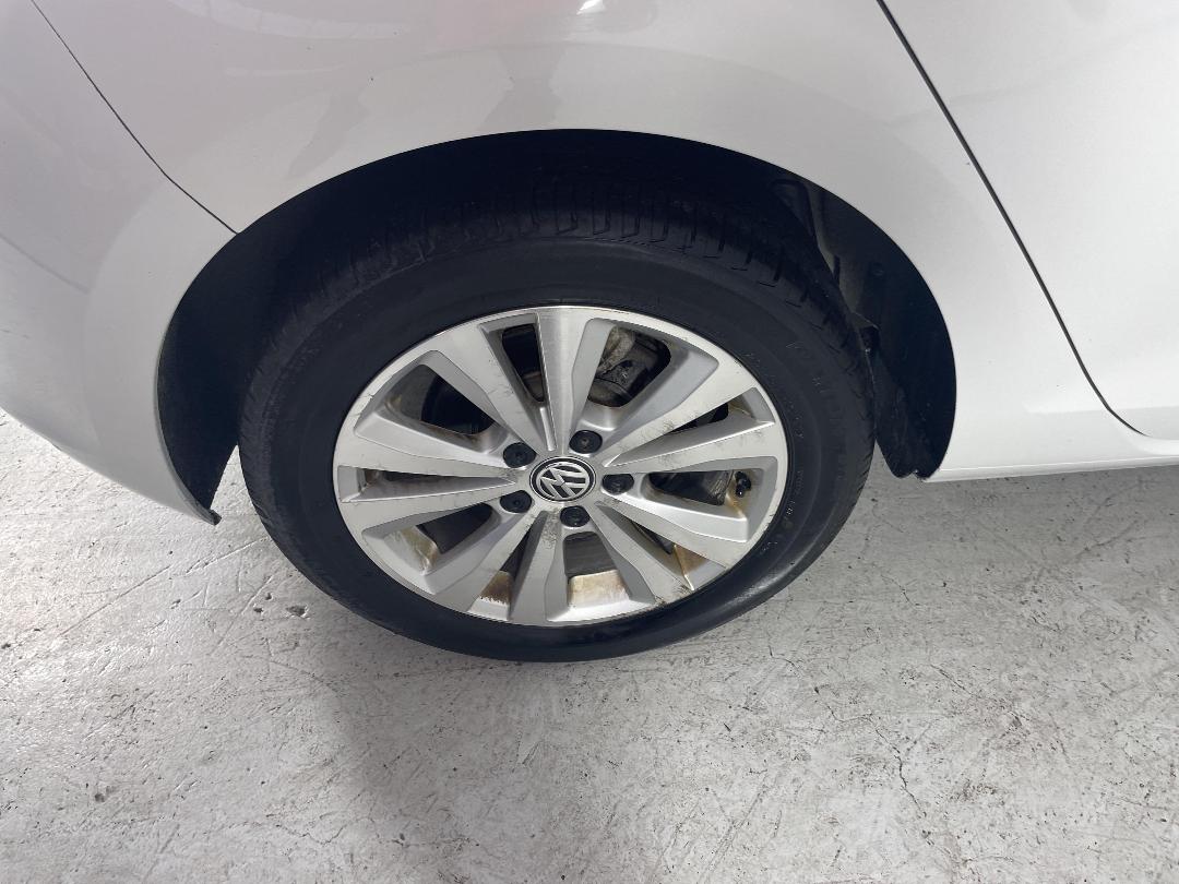 Photo '12' of Volkswagen Golf