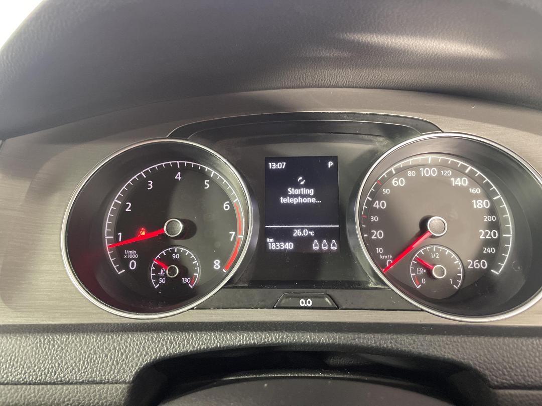 Photo '21' of Volkswagen Golf