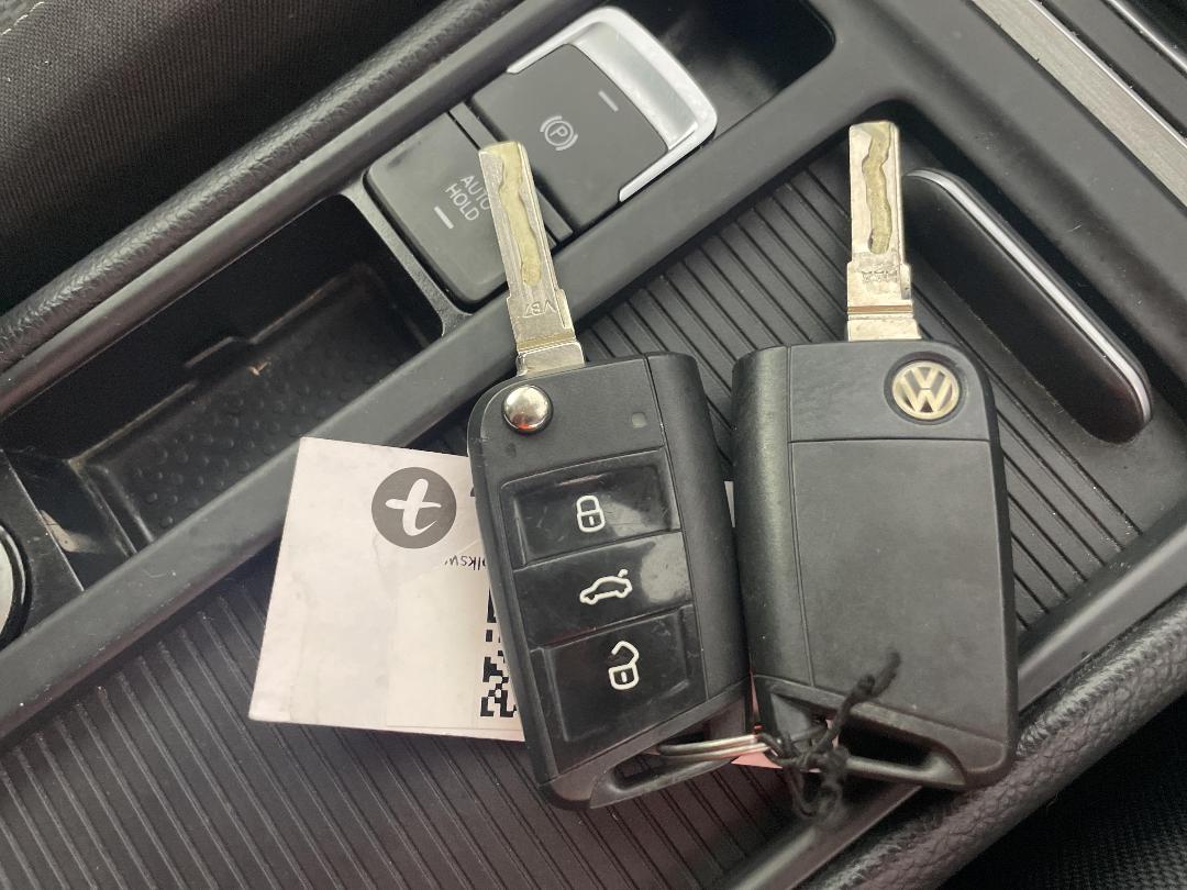 Photo '22' of Volkswagen Golf