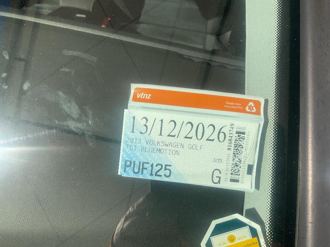 Photo '13' of Volkswagen Golf TSI Bluemotion