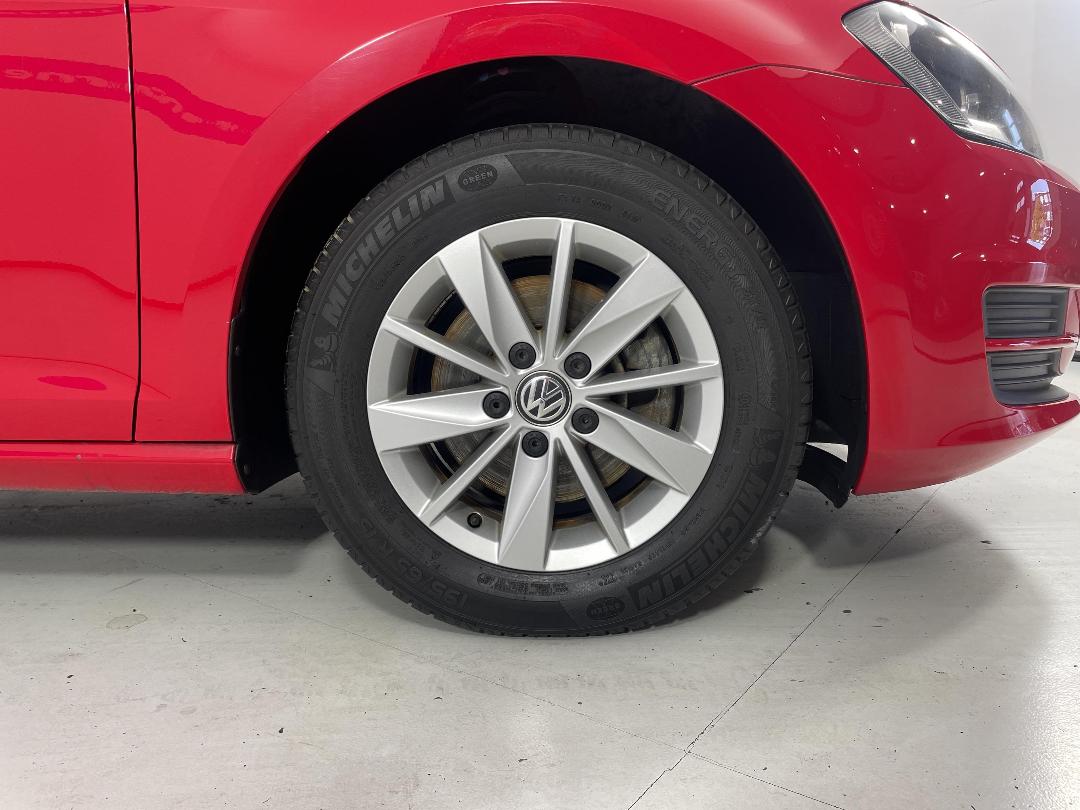 Photo '9' of Volkswagen Golf