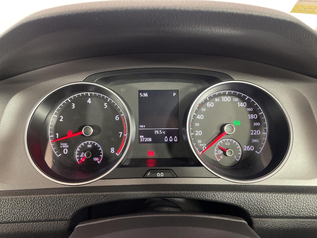 Photo '21' of Volkswagen Golf