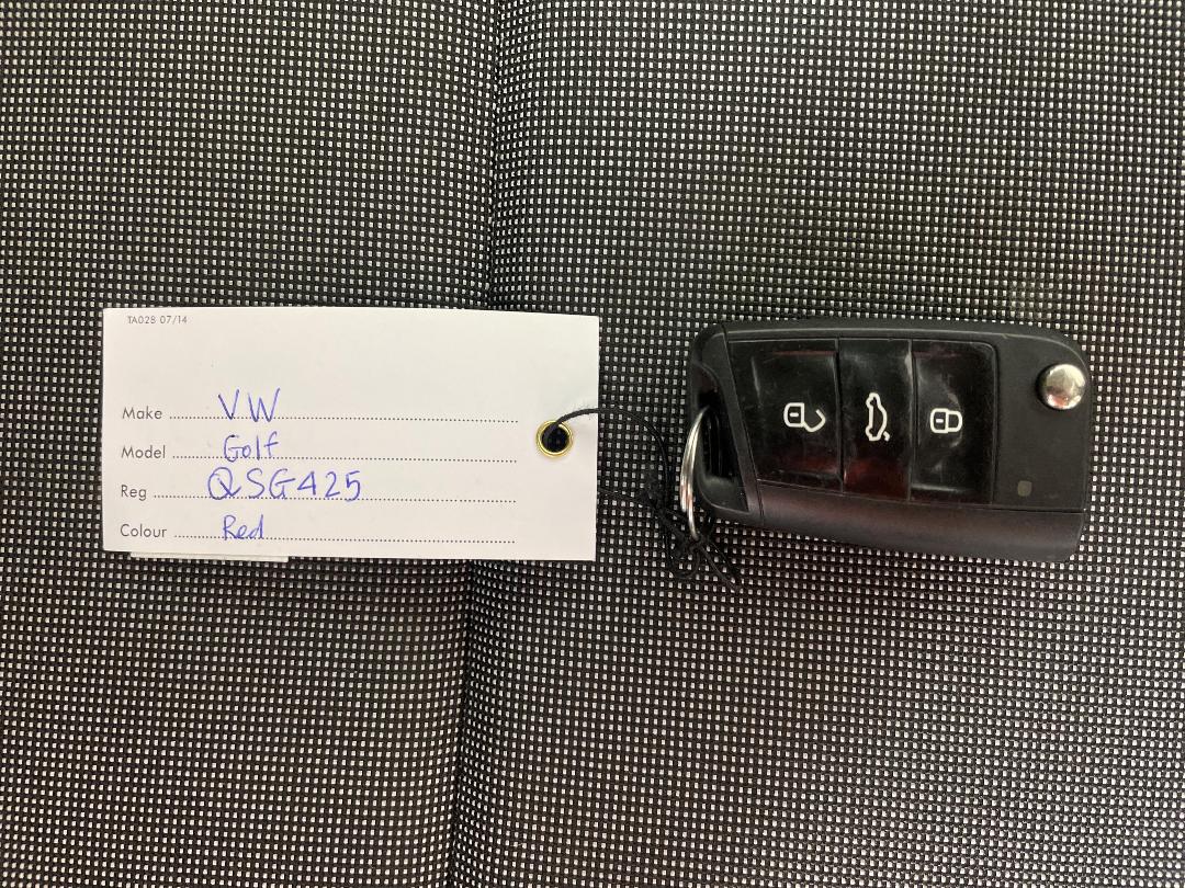 Photo '22' of Volkswagen Golf