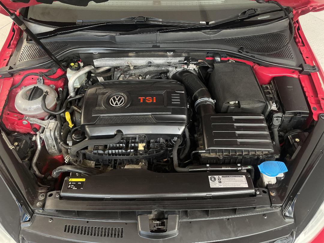 Photo '13' of Volkswagen Golf Photo '13' of Volkswagen Golf