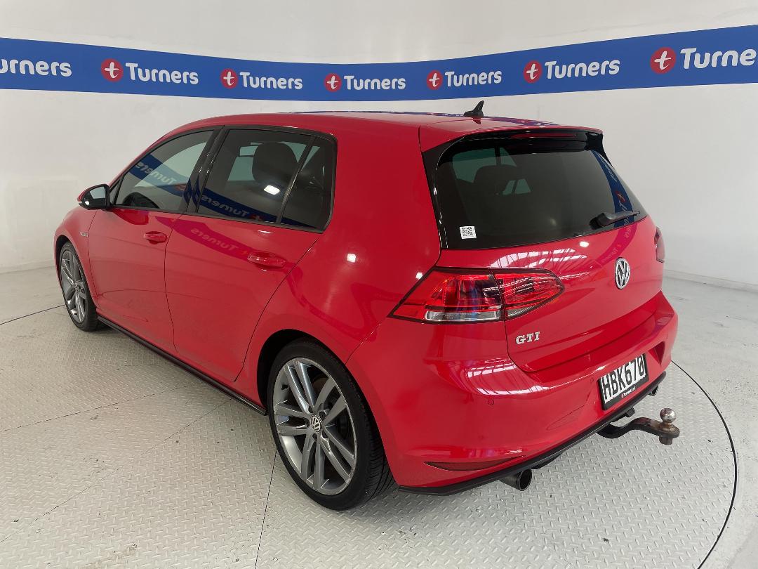 Photo '5' of Volkswagen Golf Photo '5' of Volkswagen Golf