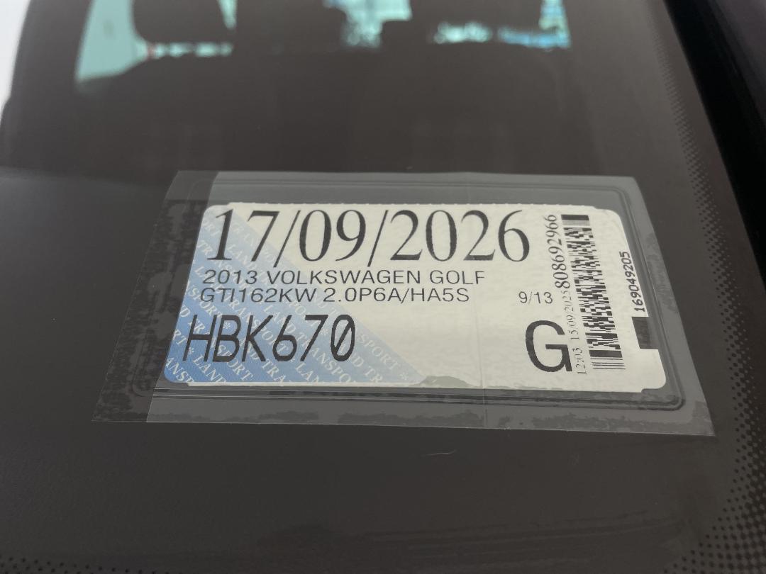 Photo '32' of Volkswagen Golf Photo '32' of Volkswagen Golf