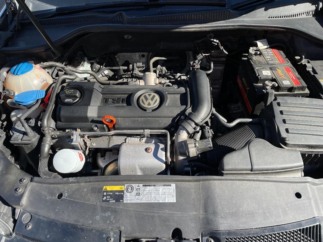 Photo '11' of Volkswagen Golf