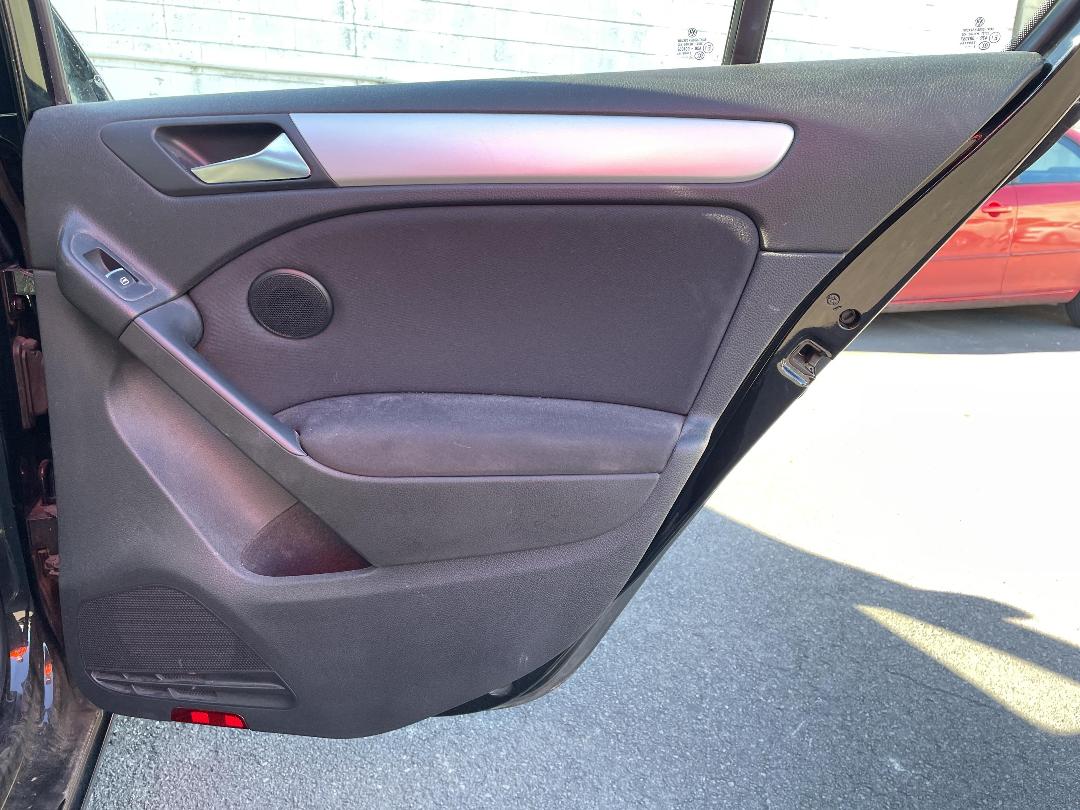 Photo '17' of Volkswagen Golf