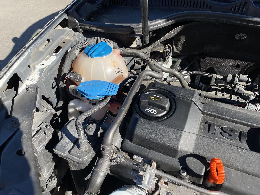 Photo '21' of Volkswagen Golf