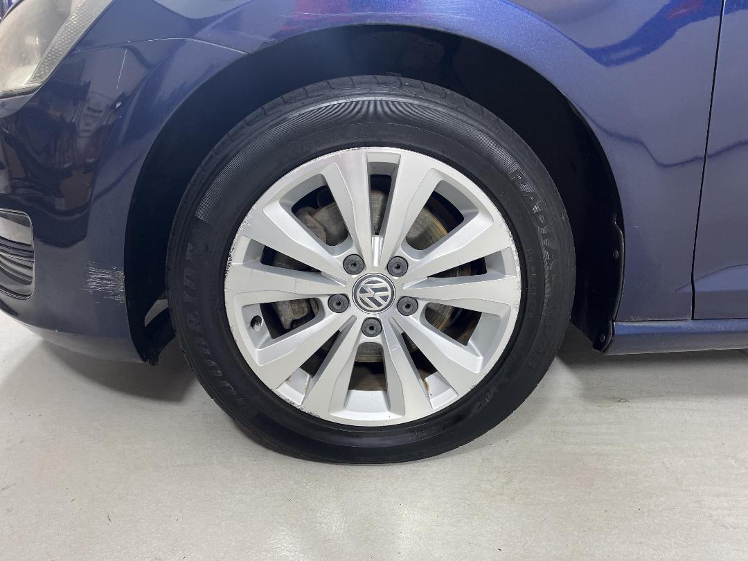 Photo '10' of Volkswagen Golf