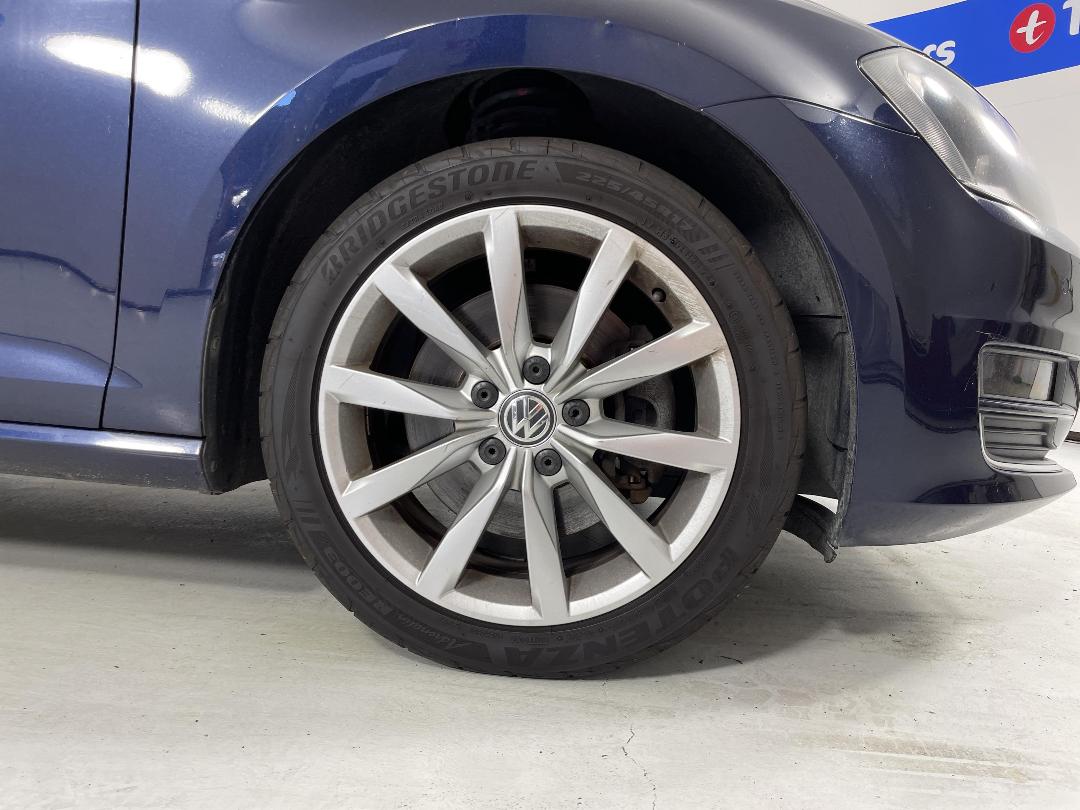 Photo '9' of Volkswagen Golf