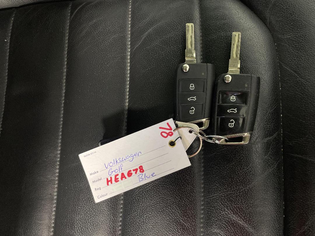 Photo '22' of Volkswagen Golf