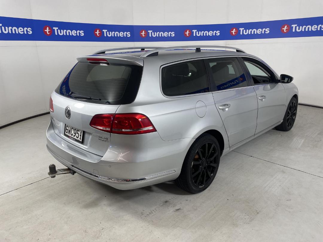 Photo '7' of Volkswagen Passat Photo '7' of Volkswagen Passat