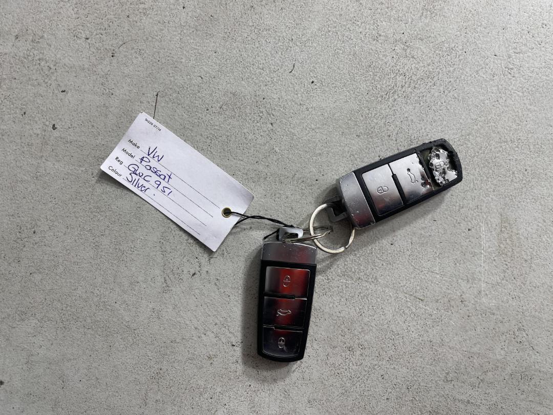 Photo '22' of Volkswagen Passat Photo '22' of Volkswagen Passat